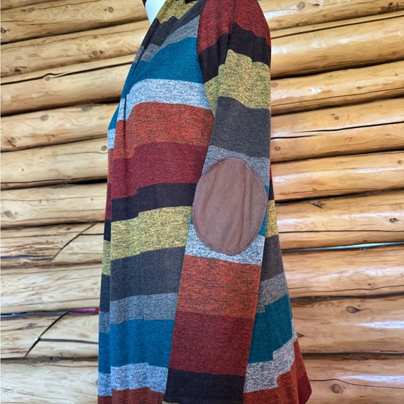 Cardigan with wide lines in autumn colors and brown elbow patch - Picture 3 of 5